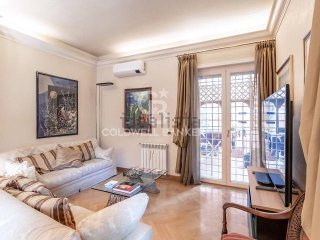 Appartamento in vendita di 138 m² in Via Cavalese