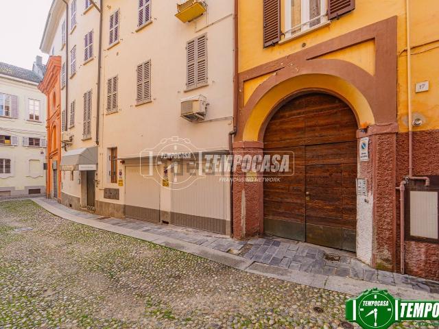 Appartamento in vendita di 138 m² in Via Cardano