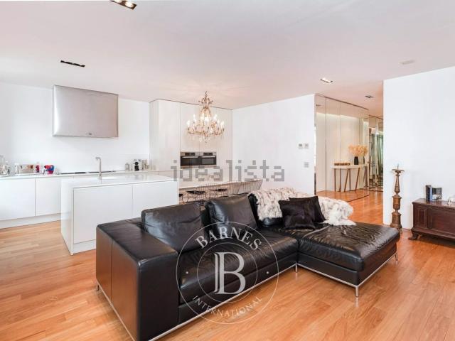 Appartamento in vendita di 138 m² in Via Cecilio Stazio, 11