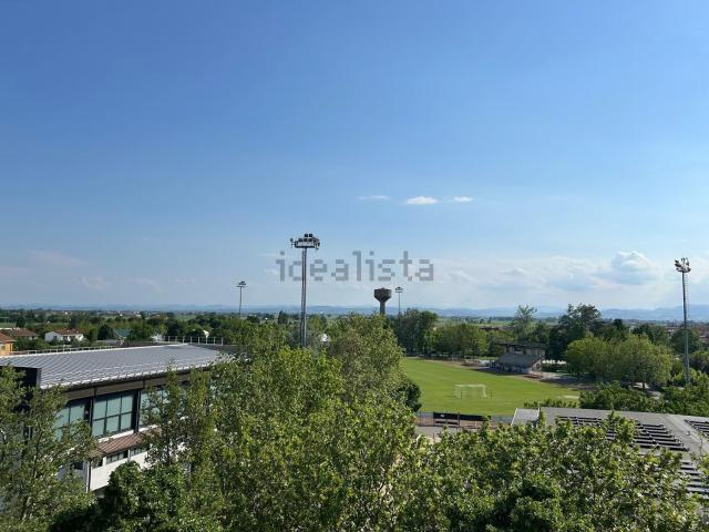 Appartamento in vendita di 138 m² in Via Cesare Battisti, 78