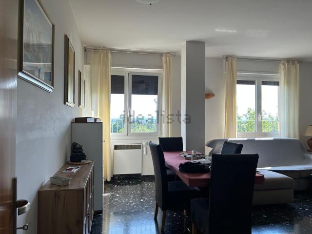Appartamento in vendita di 138 m² in Via Cesare Battisti, 78