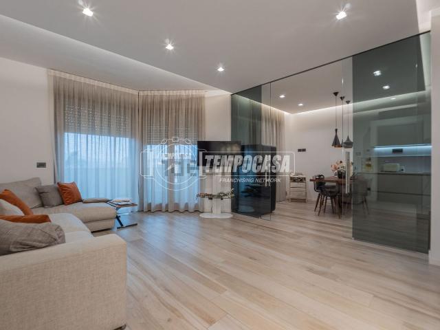 Appartamento in vendita di 138 m² in Via Anselmo Torchio, 76
