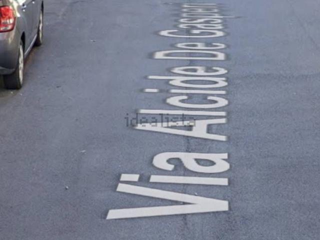 Appartamento in vendita di 138 m² in Via Alcide De Gasperi