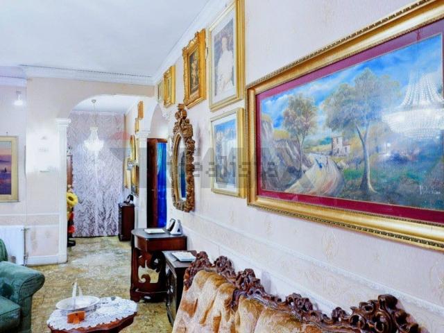 Appartamento in vendita di 138 m² in Via Alessandro de Franciscis, 50