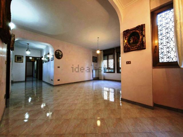 Appartamento in vendita di 138 m² in Via Bova