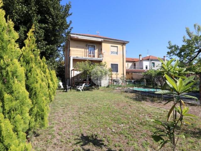 Appartamento in vendita di 138 m² in Via Galileo Ferraris, 14