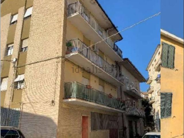 Appartamento in vendita di 137 m² in Via Giuseppe Verdi