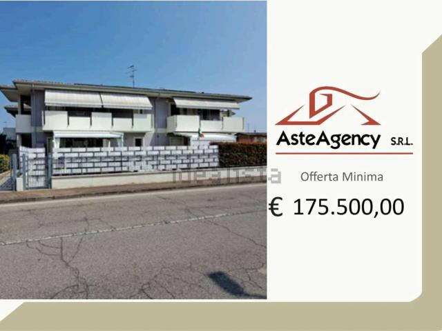 Appartamento in vendita di 138 m² in Via Giovanni Paolo Secondo, 4