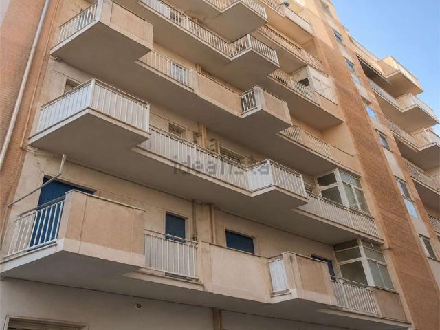 Appartamento in vendita di 138 m² in Via Enna, 9