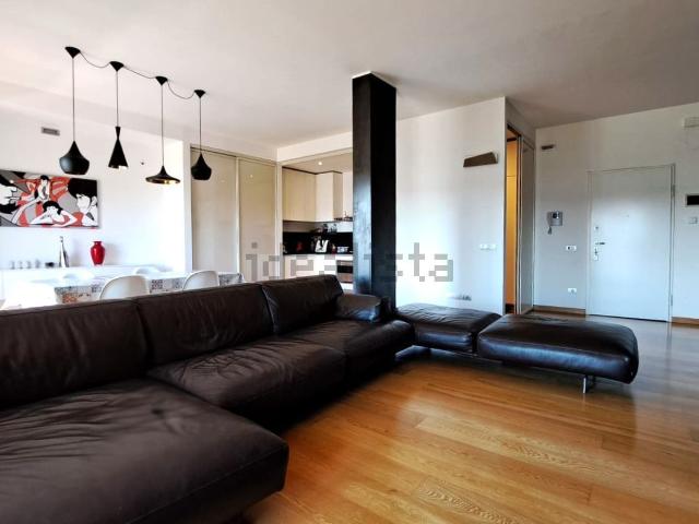 Appartamento in vendita di 138 m² in Via Elettra, 90