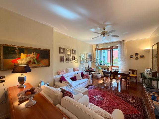 Appartamento in vendita di 138 m² in Via Fossolo