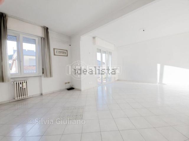 Appartamento in vendita di 138 m² in Via Francesco Baracca