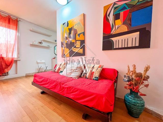 Appartamento in vendita di 138 m² in Via Francesco Lovatelli, 53