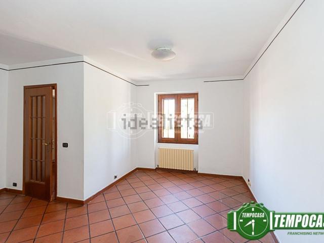Appartamento in vendita di 138 m² in Via Lodigiani Lelia