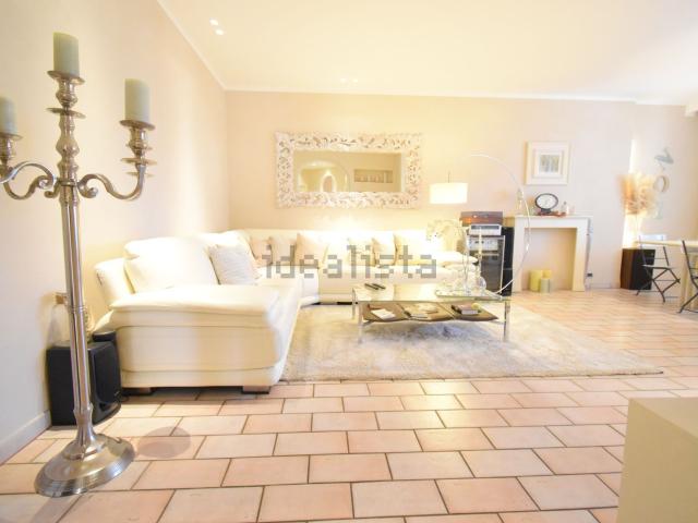 Appartamento in vendita di 138 m² in Via Marconi, 10