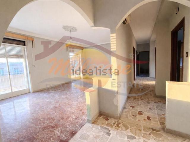 Appartamento in vendita di 138 m² in Via Mascalucia