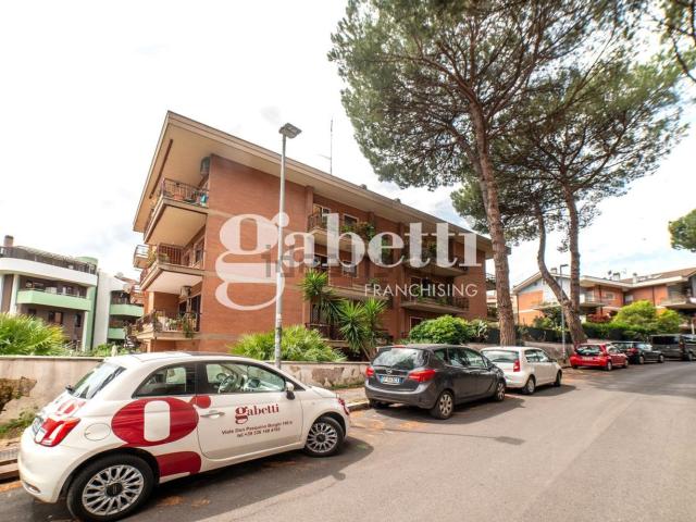 Appartamento in vendita di 138 m² in Via Padre Giovanni Antonio Filippini, 145