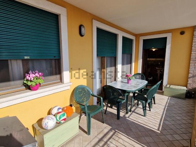 Appartamento in vendita di 138 m² in Via Roma, 2