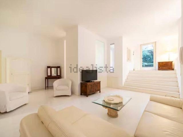 Appartamento in vendita di 138 m² in Viale Beatrice d&apos Este, 30