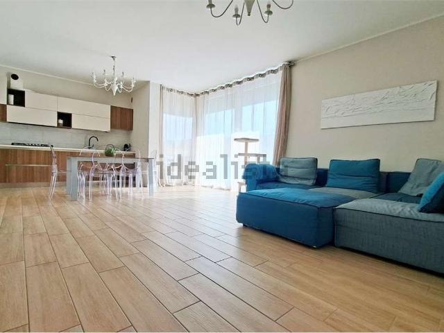 Appartamento in vendita di 138 m² in Vicolo Gozzano