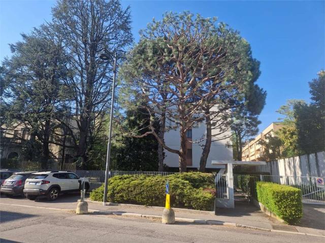 Appartamento in vendita di 138 m² in Corso XX Settembre, 23