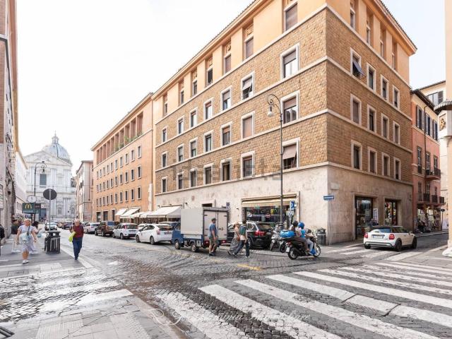 Appartamento in vendita di 138 m² in Corso del Rinascimento, 19