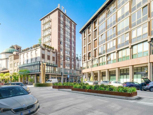 Appartamento in vendita di 138 m² in Largo Guido Camussi, 2