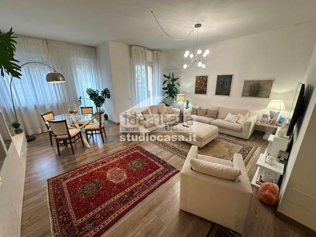 Appartamento in vendita di 138 m² in Piazza Ludovico Benvenuti