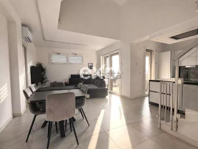 Appartamento in vendita di 139 m² in Via Codini, 2