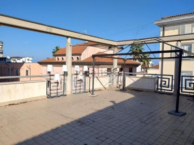 Appartamento in vendita di 139 m² in Via Calatafimi