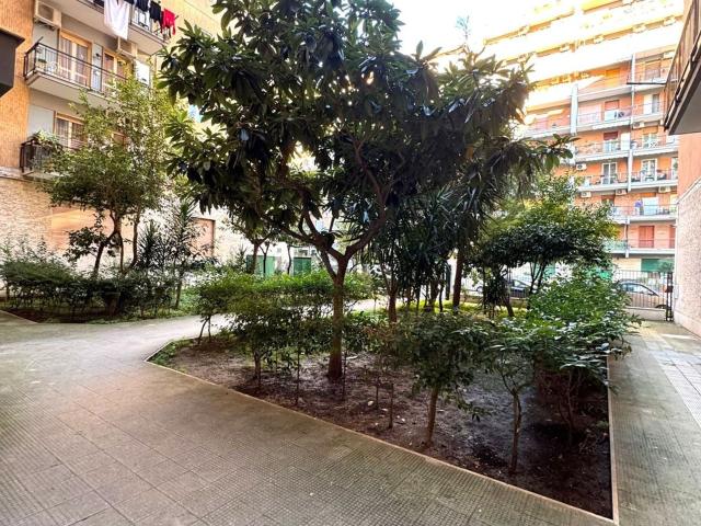 Appartamento in vendita di 139 m² in Via Celestino Galiani