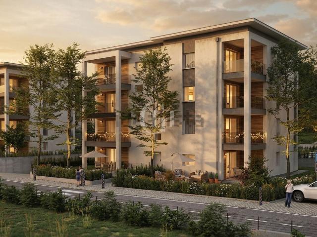 Appartamento in vendita di 139 m² in Via Cesare Battisti, 1