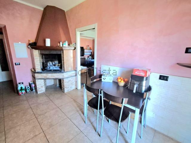 Appartamento in vendita di 139 m² in Via Angelo Orlandi