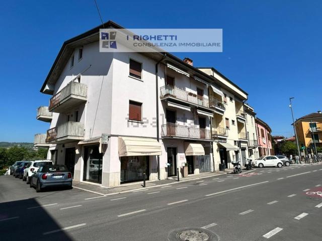 Appartamento in vendita di 139 m² in Via Aeroporto Angelo Berardi