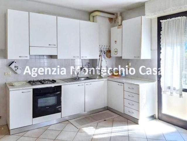 Appartamento in vendita di 139 m² in Via Alberto Iacomucci