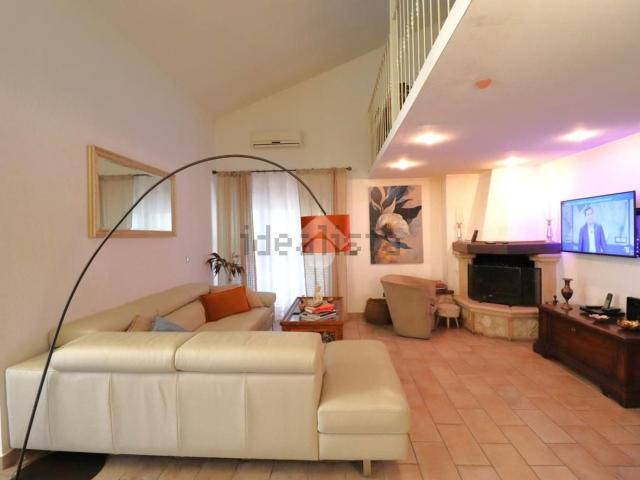 Appartamento in vendita di 139 m² in Via Augusto Murri