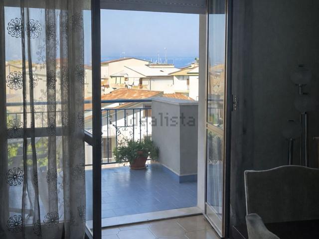 Appartamento in vendita di 139 m² in Via Bologna