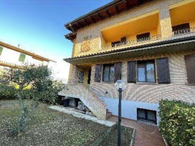 Appartamento in vendita di 139 m² in Via Braille Louis