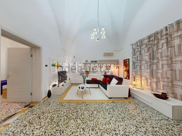 Appartamento in vendita di 139 m² in Via Giuseppe Verdi, 5