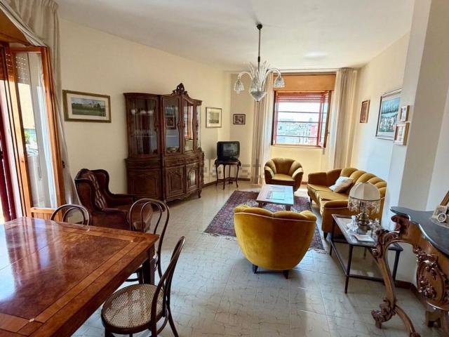 Appartamento in vendita di 139 m² in Via del Mercato, 24