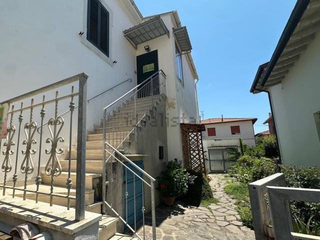 Appartamento in vendita di 139 m² in Via del Partigiano