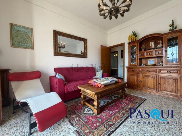 Appartamento in vendita di 139 m² in Via di Borgaccio, 95