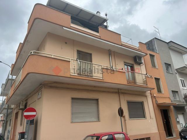 Appartamento in vendita di 139 m² in Via Emilio Salgari, 109