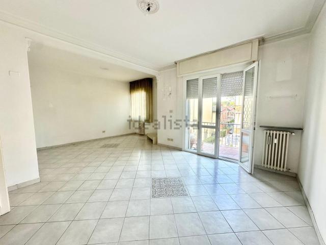 Appartamento in vendita di 139 m² in Via Francesco Baracca