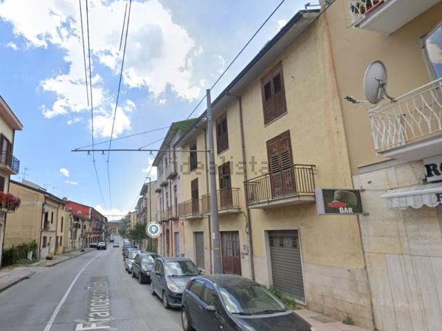 Appartamento in vendita di 139 m² in Via Francesco Tedesco