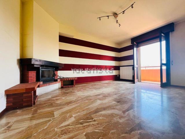 Appartamento in vendita di 139 m² in Via Luigi Einaudi