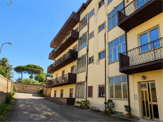 Appartamento in vendita di 139 m² in Via Padre Mariano da Torino, 4