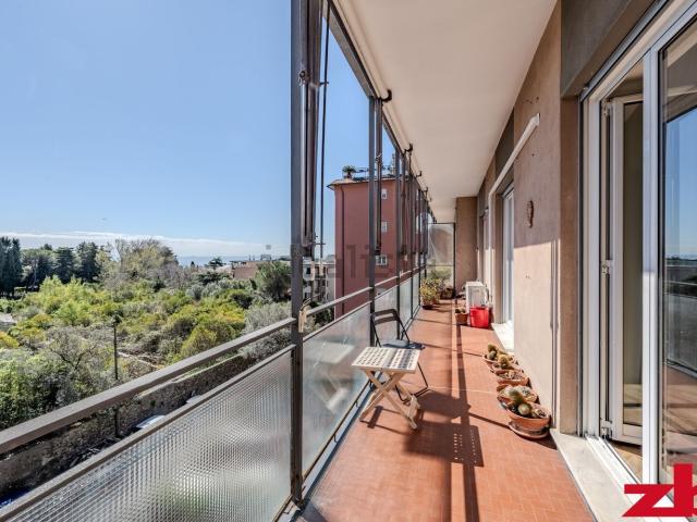 Appartamento in vendita di 139 m² in Via Priaruggia