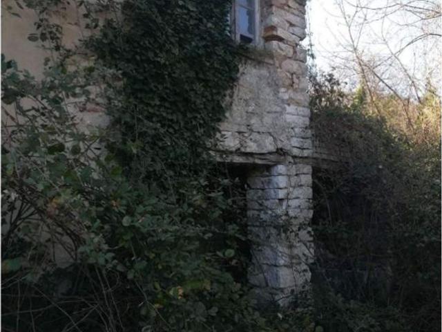 Appartamento in vendita di 139 m² in Via Trieste