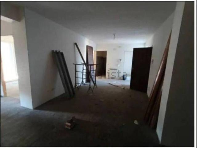 Appartamento in vendita di 139 m² in Via Umberto I, 147